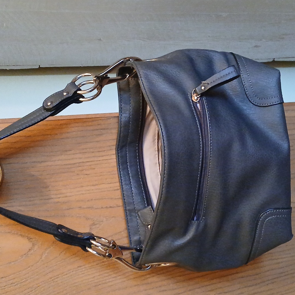 Women's handbag